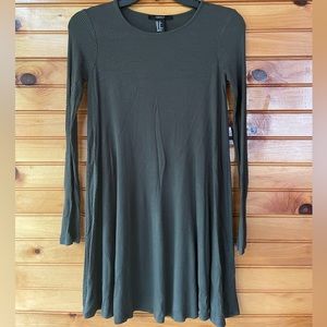 Forever 21 Green Long Sleeve Dress